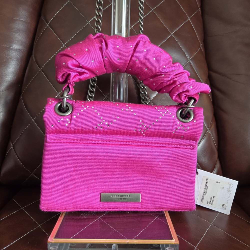 Kurt Geiger Fuchsia Hand Bag with Gun Metal Accents NWT - Picture 2 of 5